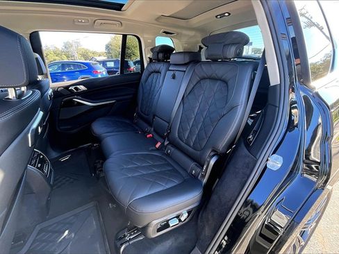 New 2026 BMW X7 xDrive40i image 23