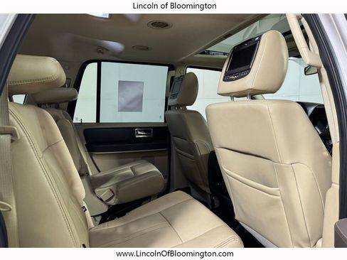 Used 2016 Lincoln Navigator L Reserve image 21
