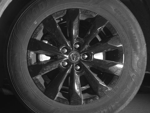 Used 2025 MAZDA CX-50 AWD 2.5 S w/ Premium Package image 12