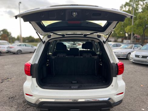 Used 2018 Nissan Pathfinder S image 15
