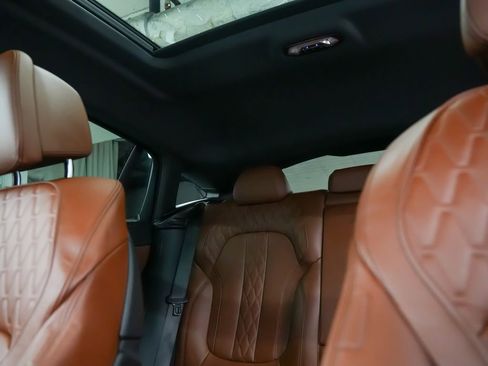 Used 2024 BMW X6 xDrive40i w/ Premium Package image 33