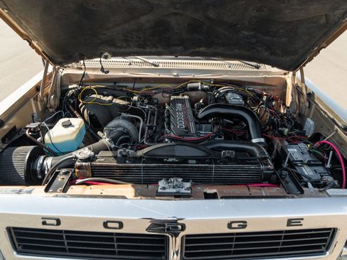 Used 1992 Dodge D/W Truck 350 image 35