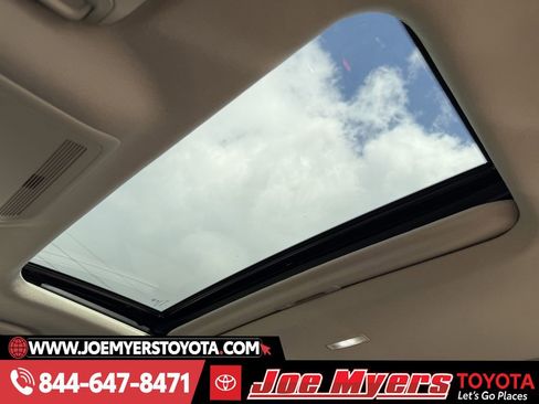 Used 2025 MAZDA CX-30 AWD 2.5 S w/ Preferred Package image 29