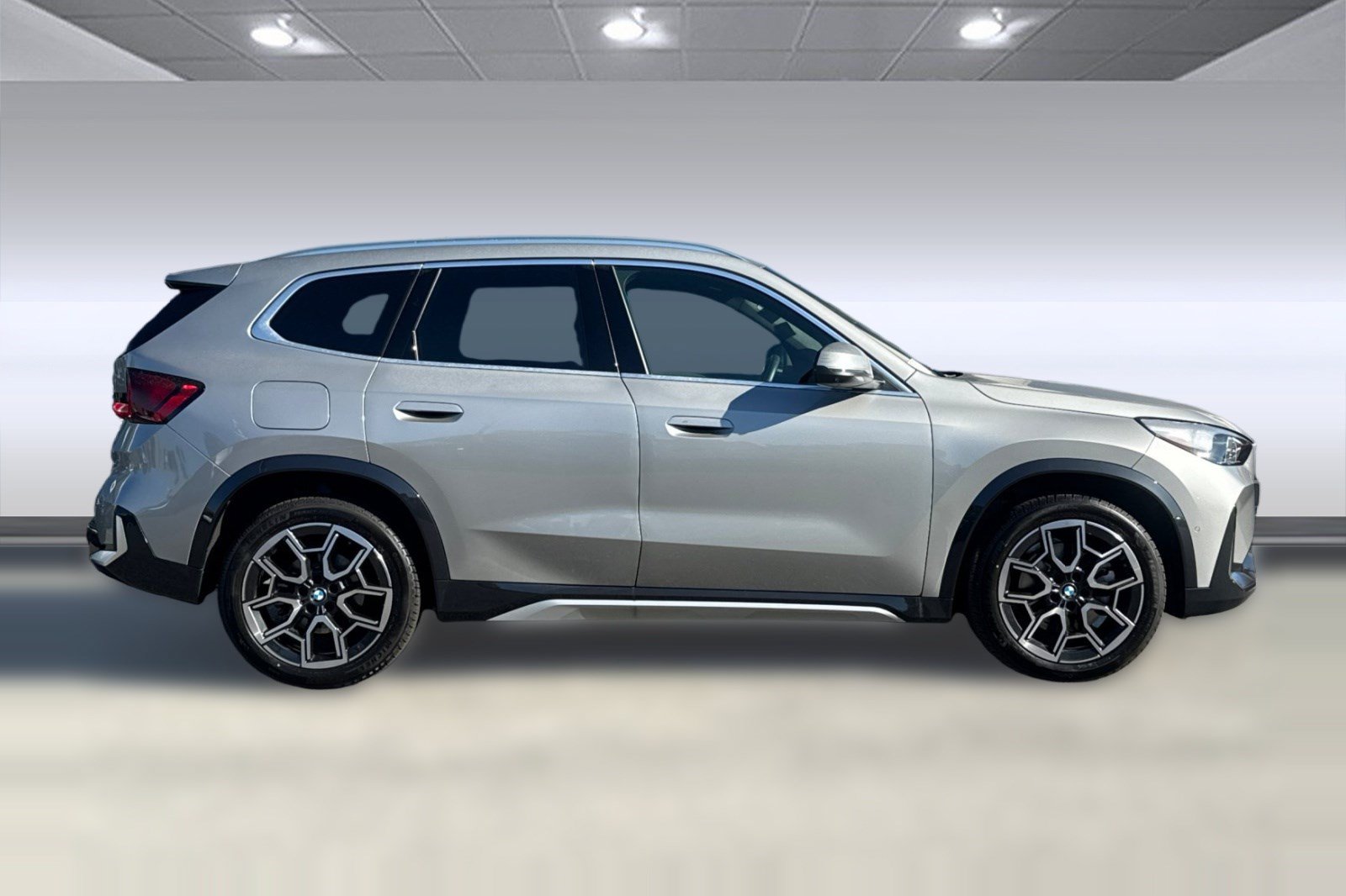Used 2026 BMW X1 xDrive28i w/ Technology Package AWD/4WD image 8