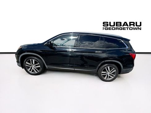 Used 2016 Honda Pilot Touring image 4