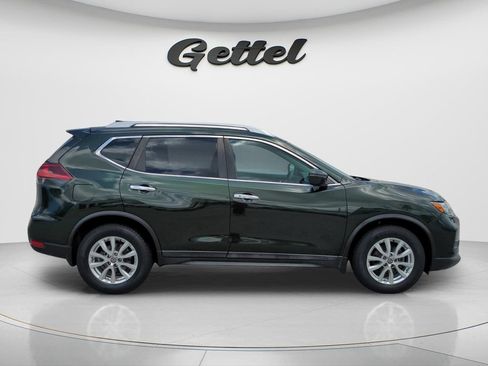 Certified 2018 Nissan Rogue SV FWD image 4