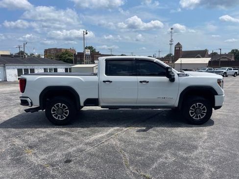 Used 2022 GMC Sierra 2500 AT4 AWD/4WD image 4