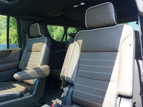 Used 2026 GMC Yukon XL Denali Ultimate AWD/4WD image 24