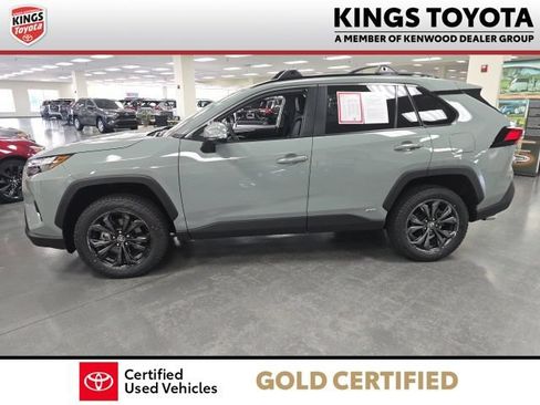 Certified 2023 Toyota RAV4 XLE Premium AWD/4WD image 4