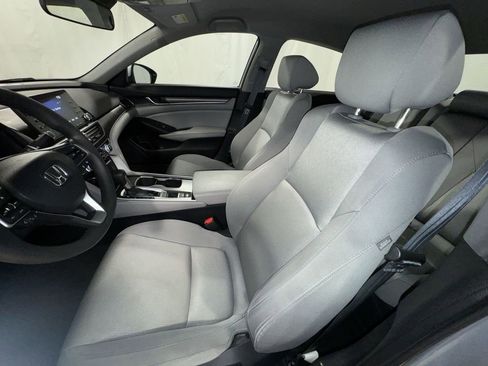 Certified 2019 Honda Accord LX image 16