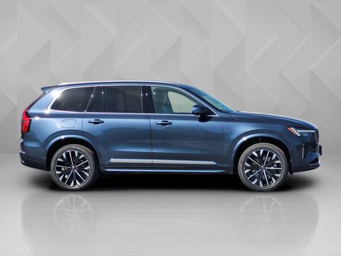 New 2026 Volvo XC90 T8 Ultra w/ Protection Package Premier image 7