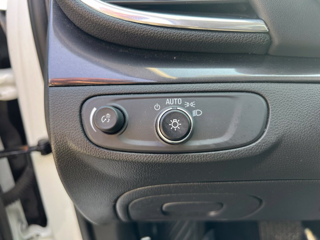Used 2022 Buick Encore Preferred w/ Safety Package AWD/4WD image 19