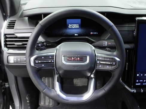 New 2025 GMC Acadia Elevation w/ Elevation Premium Package FWD image 18