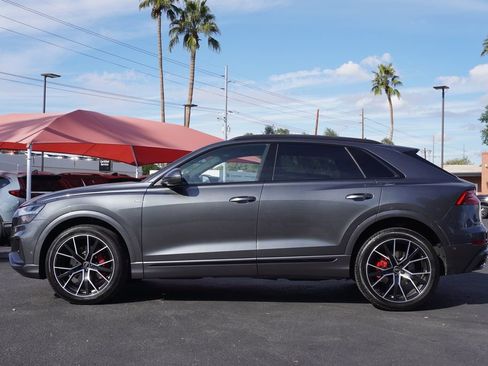 Used 2021 Audi Q8 Premium Plus w/ Premium Plus Package image 2