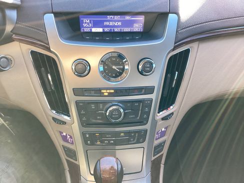 Used 2009 Cadillac CTS 3.6 w/ Wood Trim Package image 17