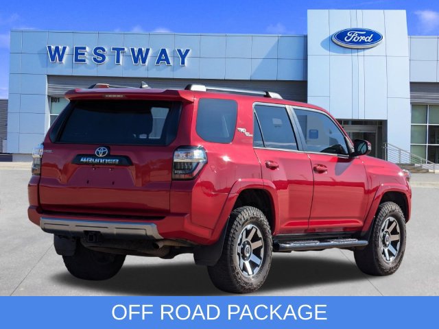 Used 2021 Toyota 4Runner TRD Off-Road Premium w/ Moonroof Package AWD/4WD image 3