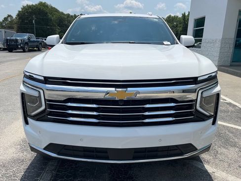 Used 2025 Chevrolet Tahoe LT RWD image 5