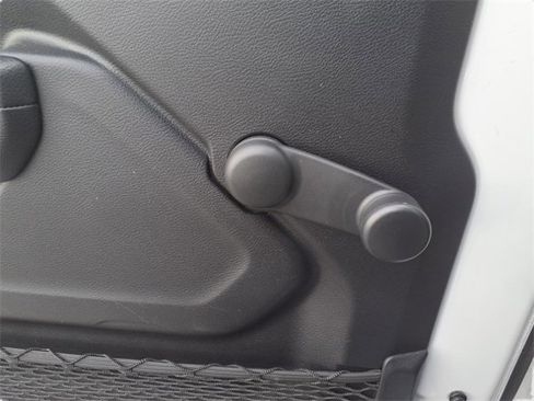 Used 2023 Jeep Gladiator Sport image 26