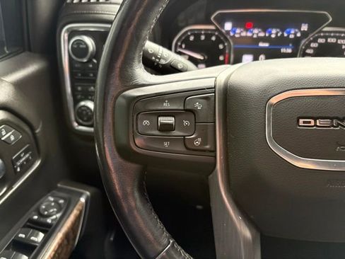Used 2021 GMC Sierra 1500 Denali w/ Denali Ultimate Package image 17