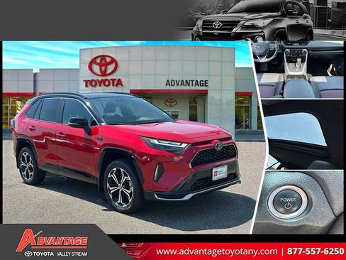 Used 2023 Toyota RAV4 XSE w/ Weather Package AWD/4WD image 1