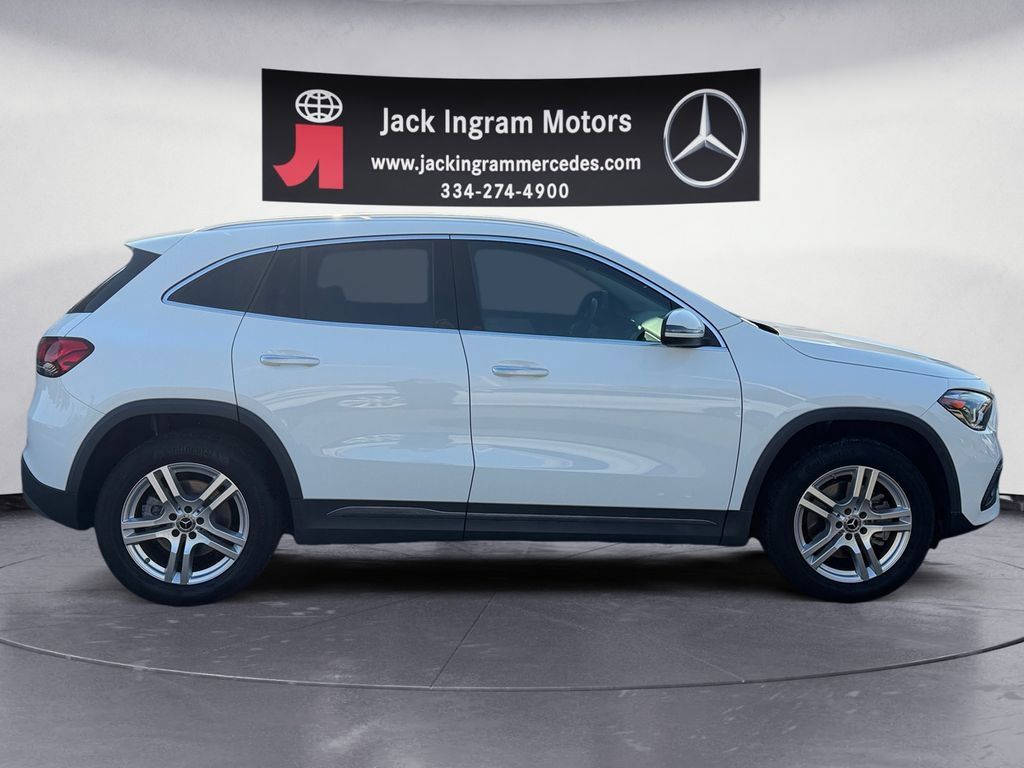 Certified 2022 Mercedes-Benz GLA 250 w/ Premium Package Lite image 6
