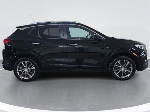 Used 2023 Buick Encore GX Select w/ Experience Buick Package image 2