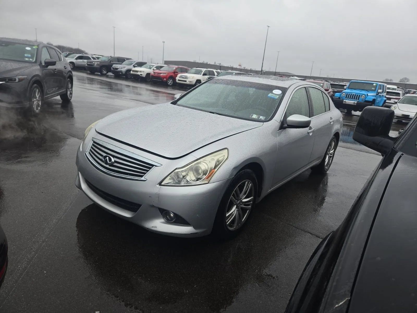 Used 2013 INFINITI G37 x Sedan w/ Premium Pkg AWD/4WD image 1