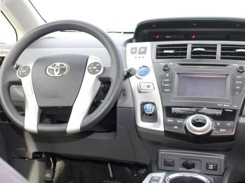 Used 2012 Toyota Prius V Three image 21
