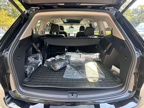 New 2026 Volkswagen Atlas Peak Edition AWD/4WD image 19