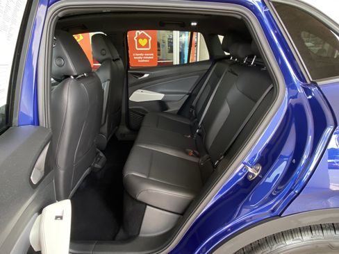Certified 2021 Volkswagen ID.4 1st Edition RWD image 38