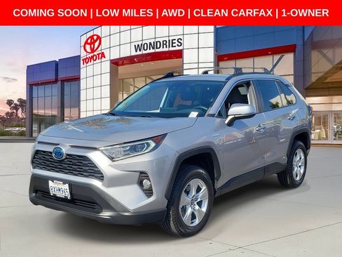 Used 2021 Toyota RAV4 XLE w/ Carpet Mat Package (TMS) AWD/4WD image 2
