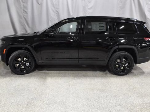 New 2025 Jeep Grand Cherokee L Altitude image 6