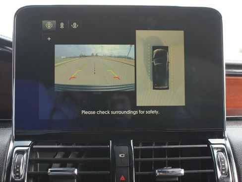 Used 2020 Lincoln Navigator Reserve w/ Equipment Group 208A Reserve image 8