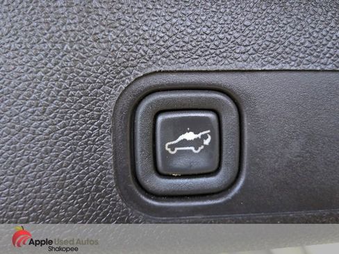 Used 2011 Chevrolet Tahoe LTZ image 8