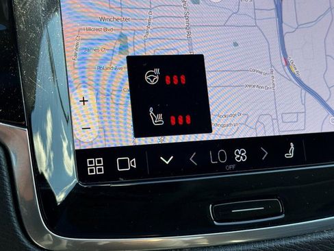 Used 2023 Volvo XC90 B5 Plus w/ Protection Package Premier image 21