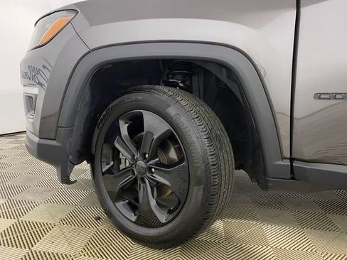 Used 2020 Jeep Compass Latitude AWD/4WD image 23
