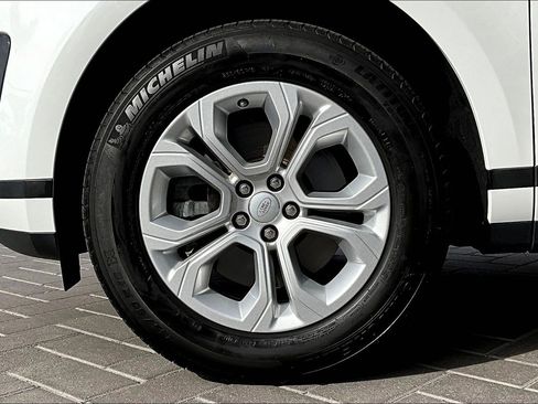 Used 2020 Land Rover Range Rover Evoque S image 9