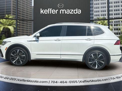 Used 2022 Volkswagen Tiguan SEL R-Line AWD/4WD image 4