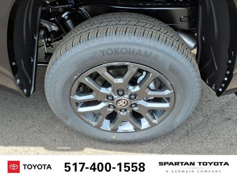 New 2026 Toyota Tundra Platinum AWD/4WD image 10