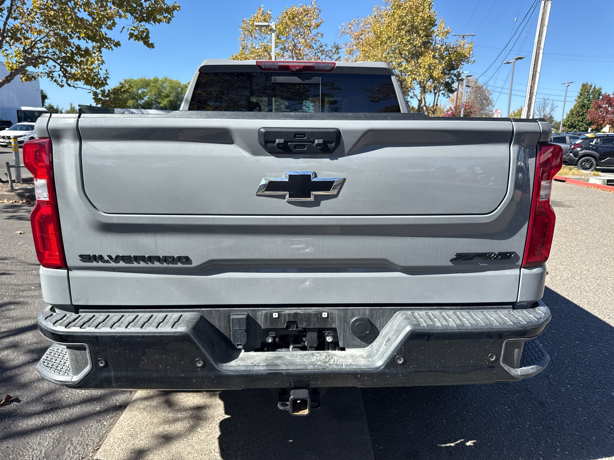 Used 2024 Chevrolet Silverado 1500 ZR2 w/ Technology Package AWD/4WD image 5