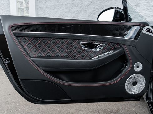 Used 2022 Bentley Continental GT Speed image 23