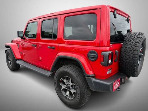 Used 2021 Jeep Wrangler Unlimited Sahara AWD/4WD image 4