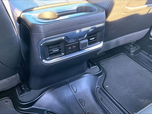 Used 2021 GMC Sierra 1500 AT4 image 24