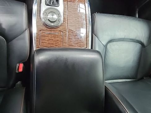 Used 2020 Nissan Armada SL w/ Premium Package image 23