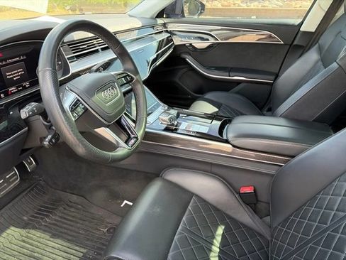 Used 2022 Audi S8 w/ S8 Comfort Plus Package AWD/4WD image 14
