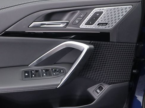 Used 2025 BMW X1 xDrive28i w/ Premium Package image 25