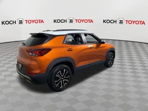 Used 2022 Chevrolet TrailBlazer ACTIV w/ Sun and Liftgate Package image 9