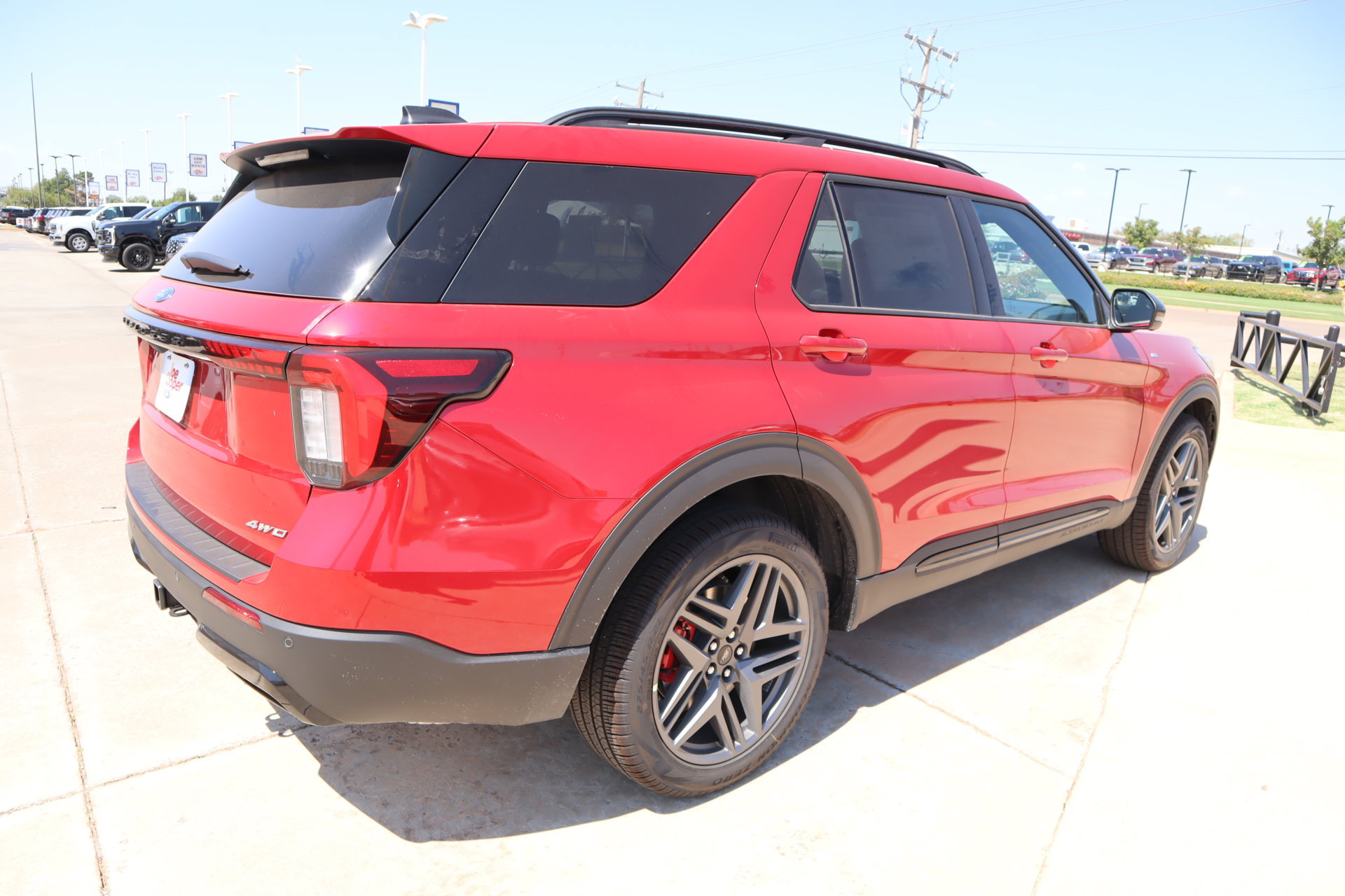 New 2026 Ford Explorer ST-Line w/ ST-Line Street Pack AWD/4WD image 25