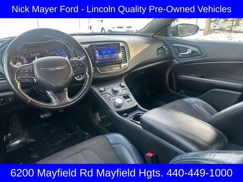 Used 2015 Chrysler 200 S image 18