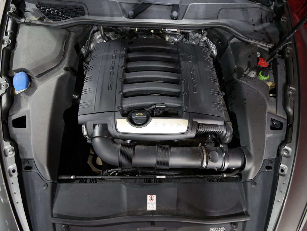 Used 2014 Porsche Cayenne AWD/4WD image 29